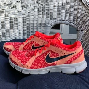 Nike Flex Experience Running Shoe